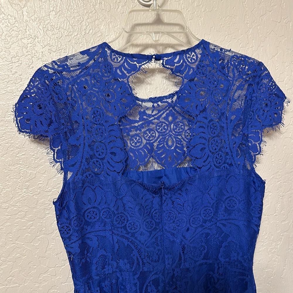 Lace cap sleeve dress by BB DAKOTA  size 6 - Picture 5 of 6